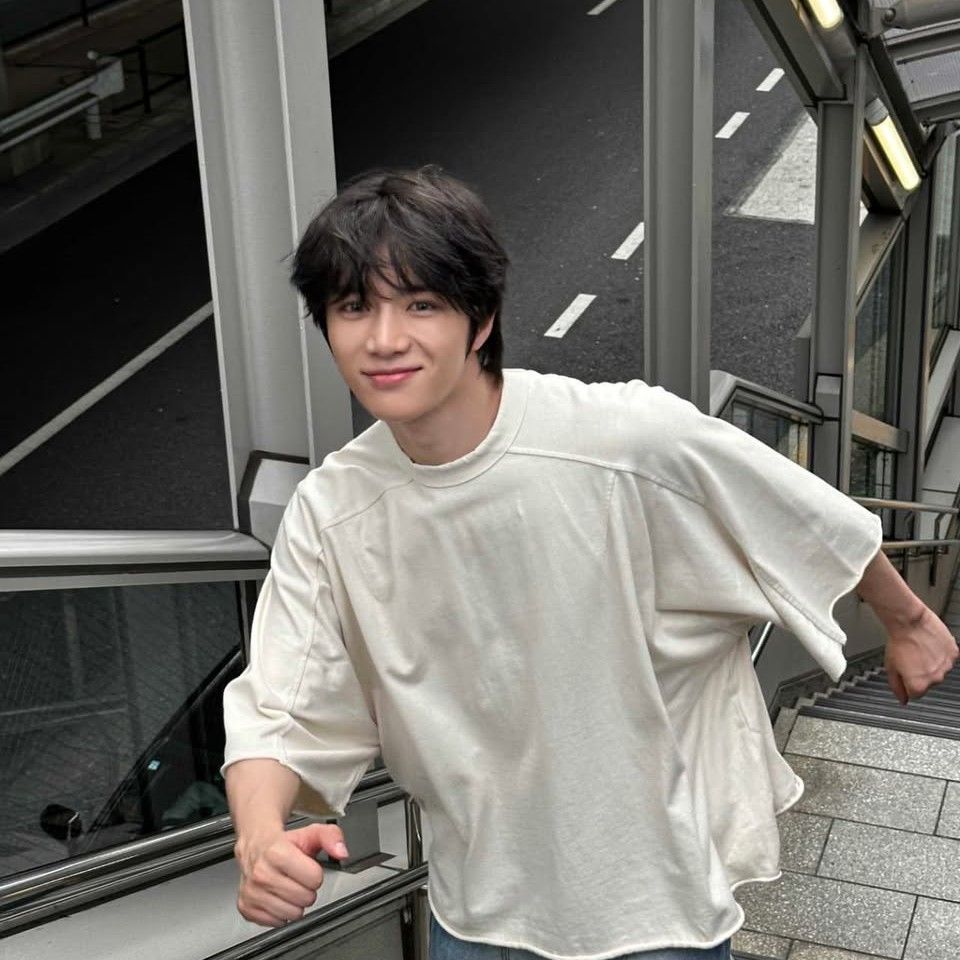 A moment captured by Beomgyu (TOMORROW X TOGETHER)'s fan