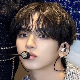 Recent activity shot of Hanjun (n.SSign)