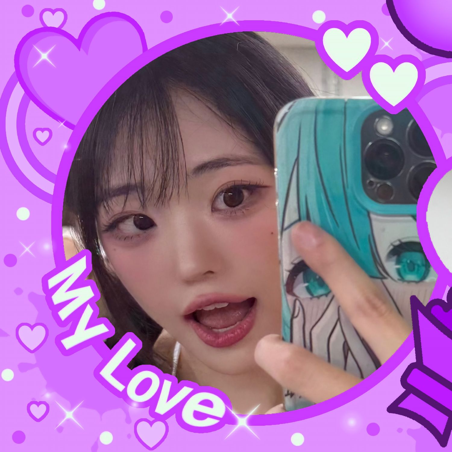 Latest photo of Hina (QWER)