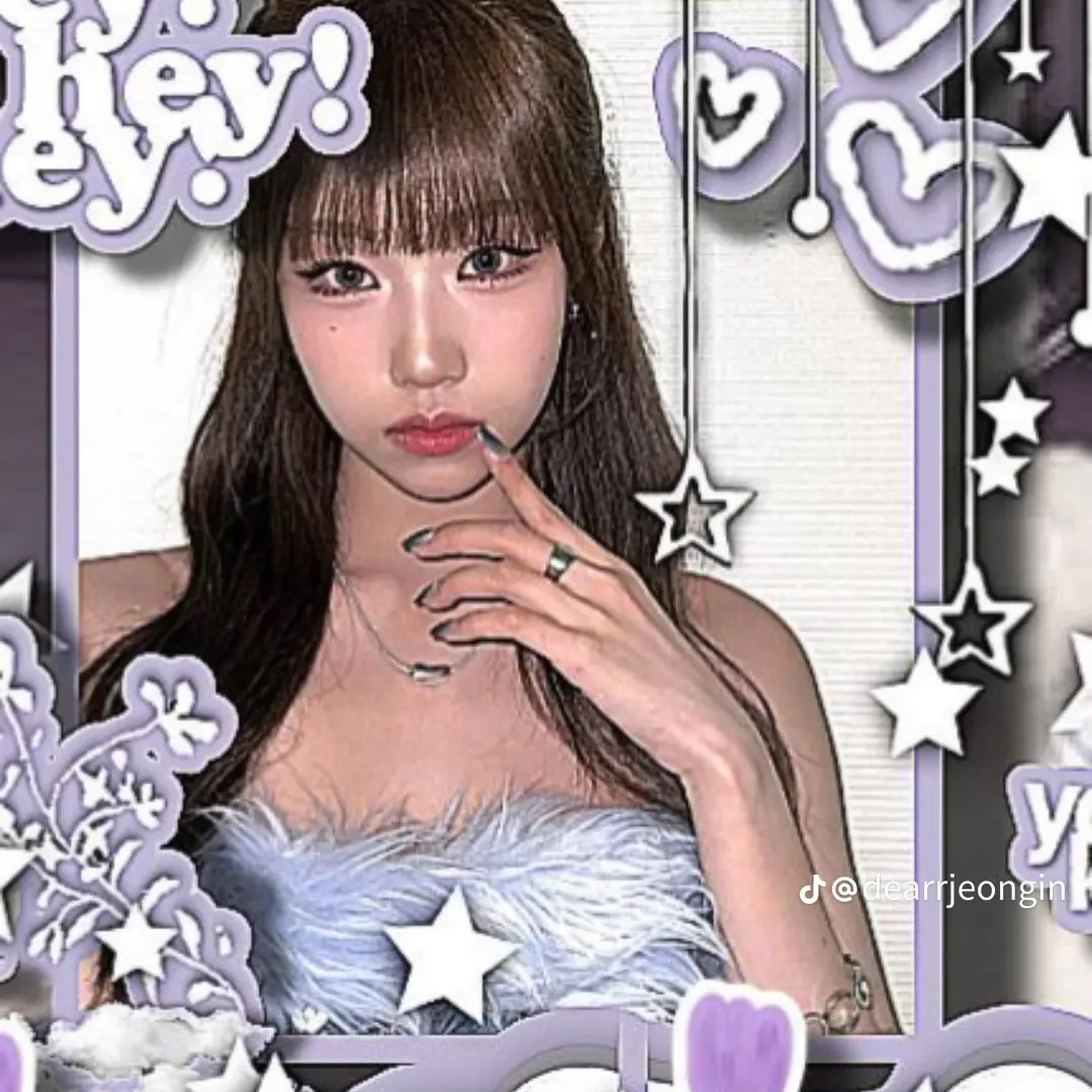 Recent activity shot of Choi Jungeun (izna)