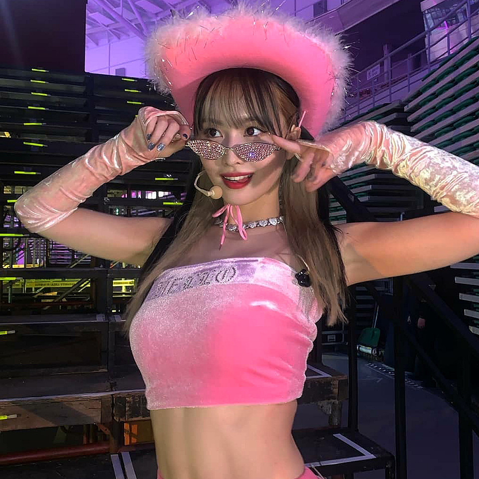 A moment captured by Momo (TWICE)'s fan