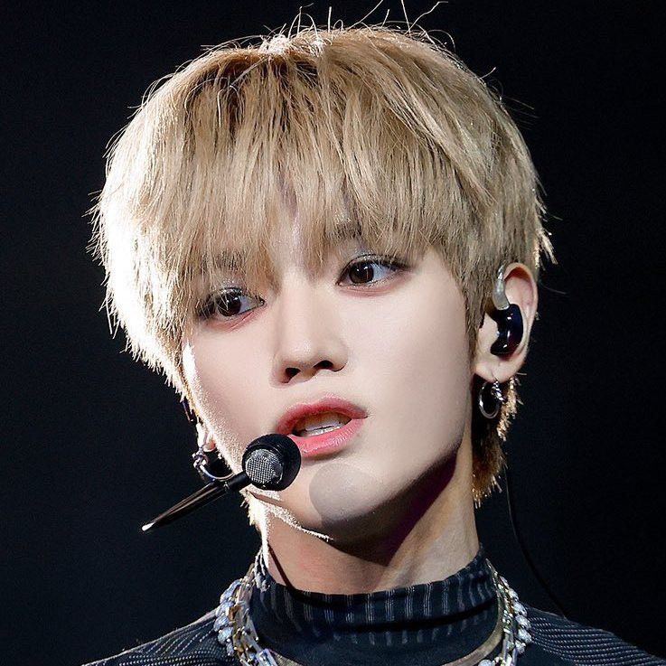 Behind-the-scenes cut of Taeyong (NCT 127)