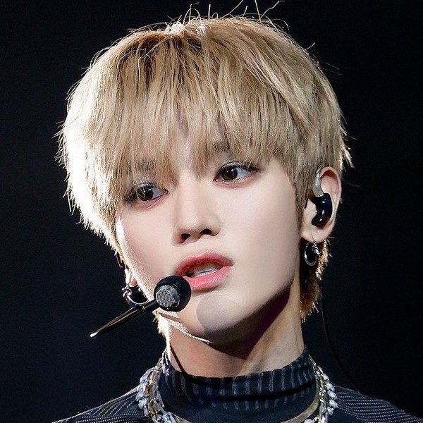 アイドルポスター　テヨン テヨン 待ち受け画面ダウンロード | 高画質アイドル画像まとめ | 最愛ドル