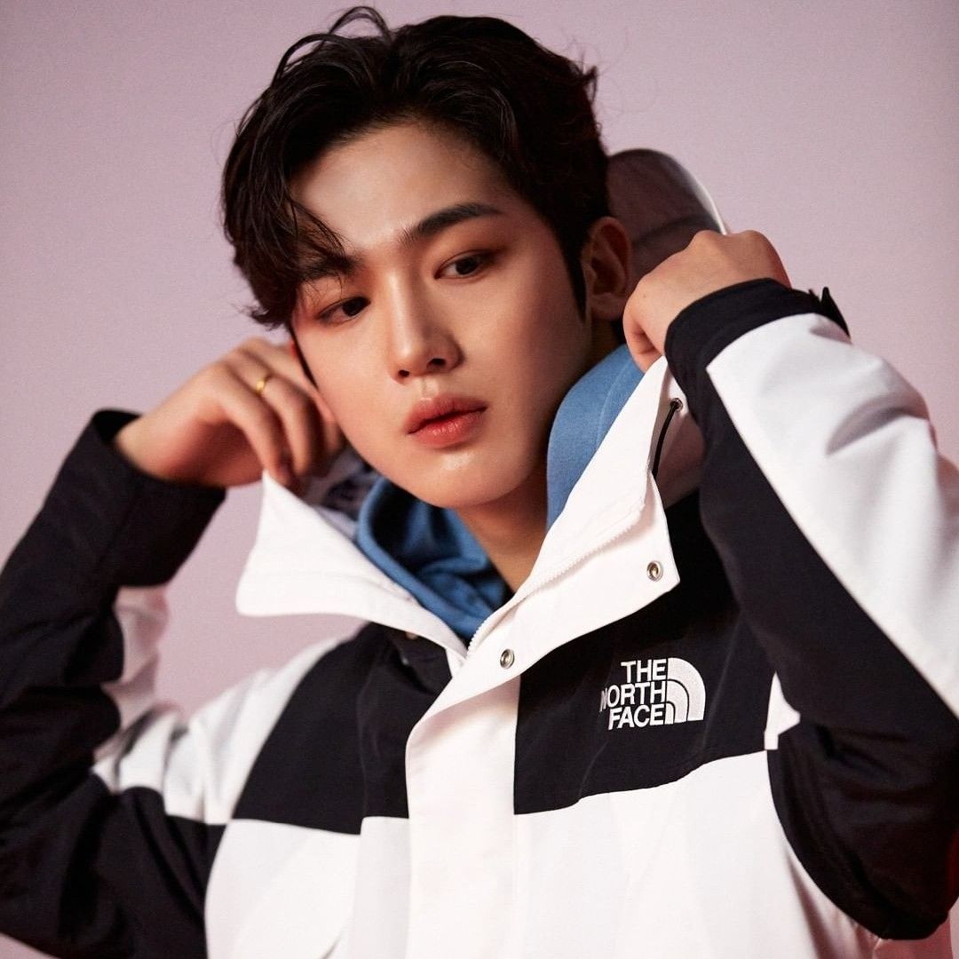 Recent activity shot of Kim Yohan (WEi)