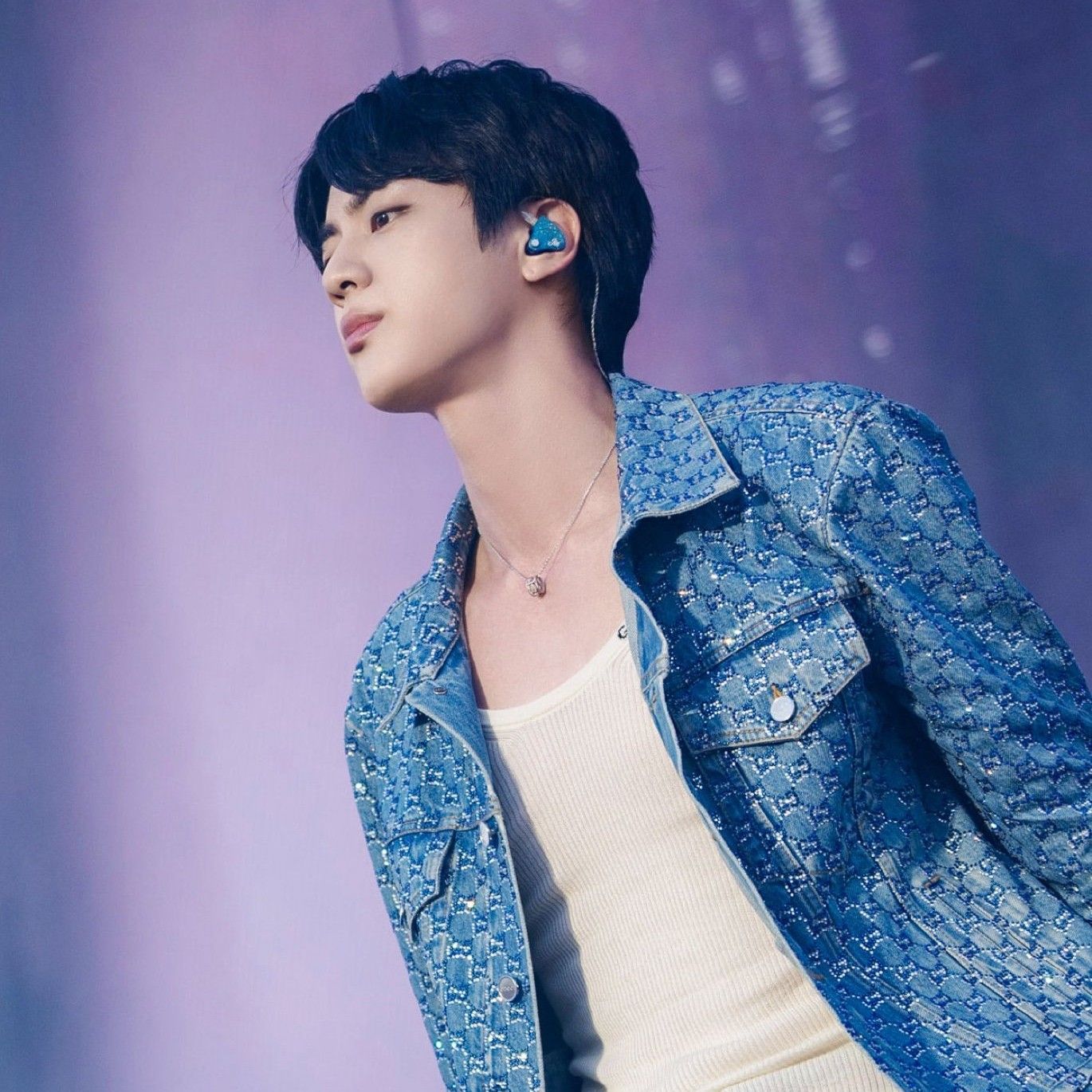 진 (방탄소년단)의 최신 사진