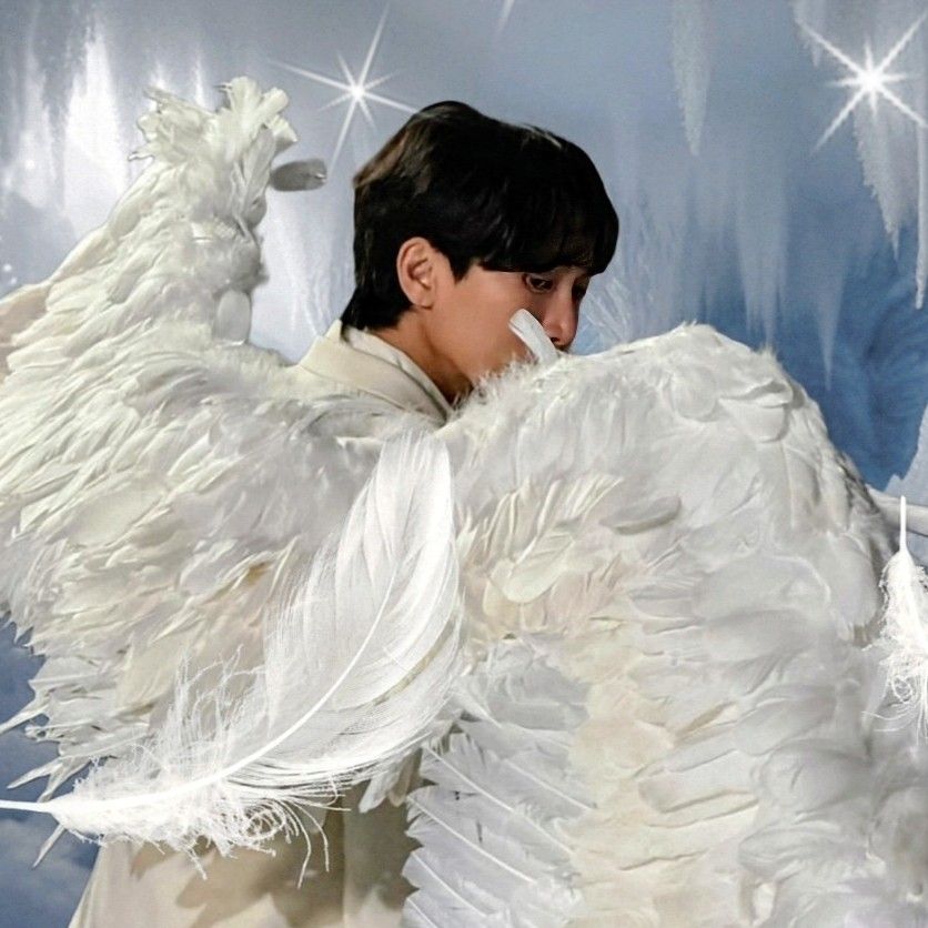 Recent activity shot of Seo Eunkwang (BTOB)