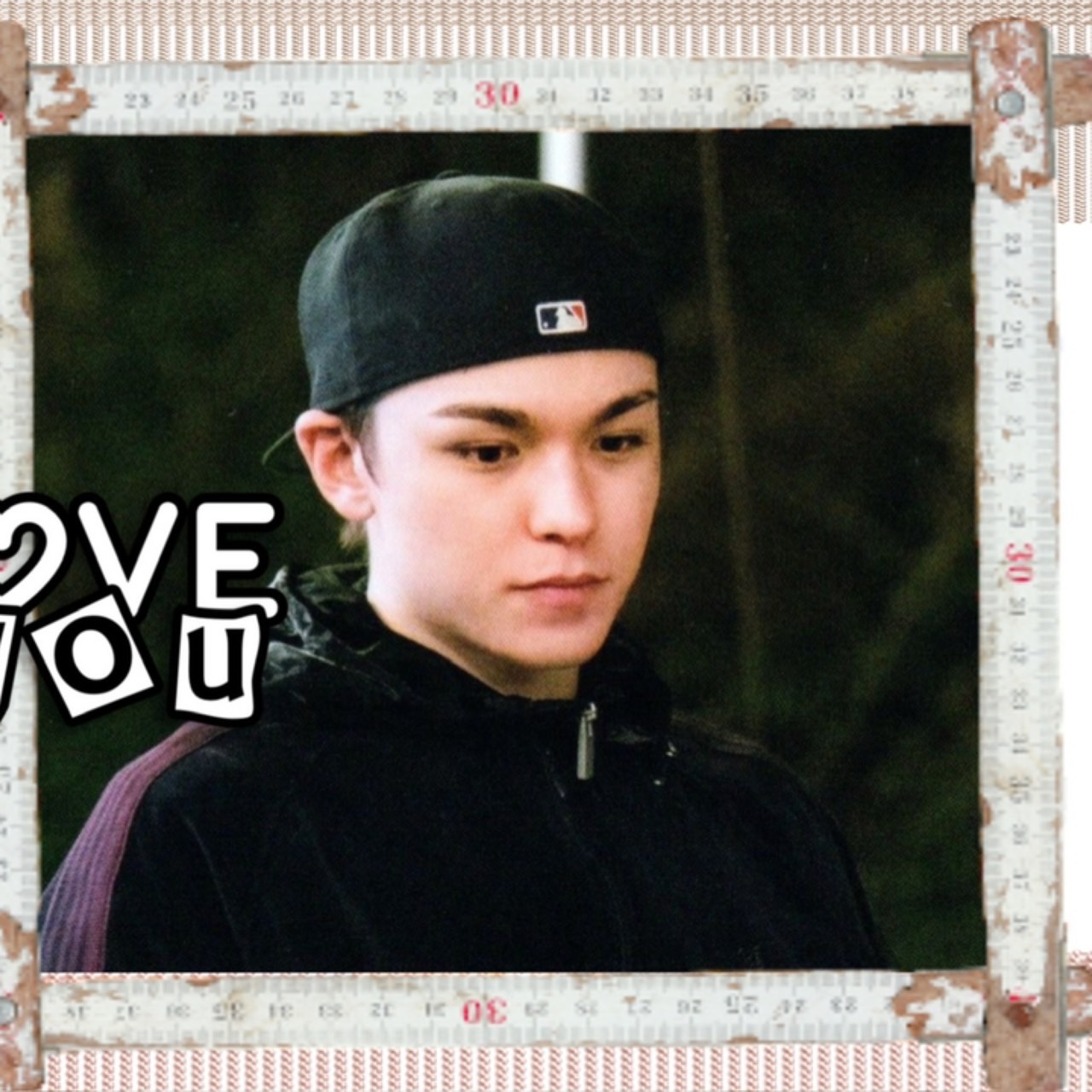 Vernon (SEVENTEEN)的最新活动照片