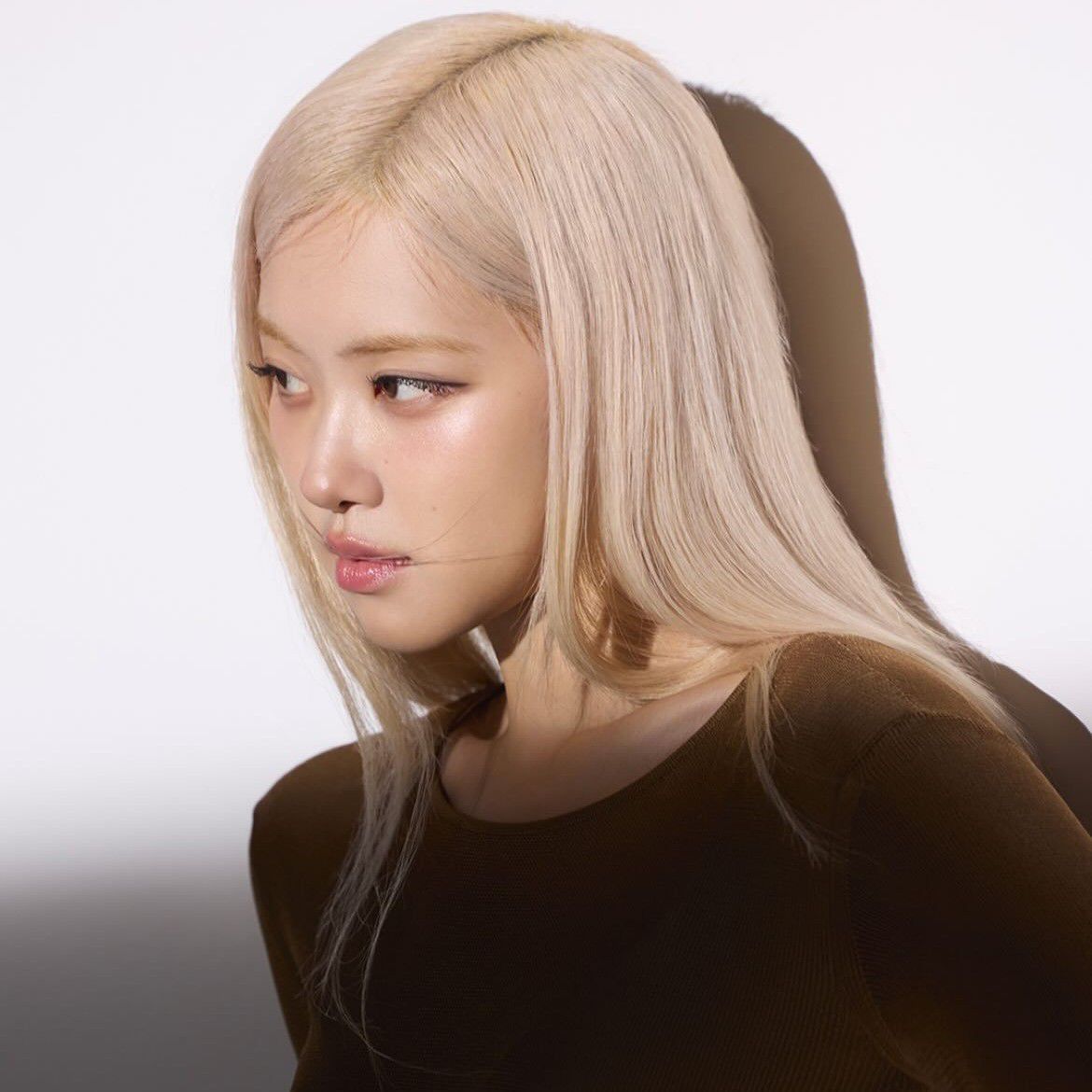 Latest photo of ROSÉ (BLACKPINK)