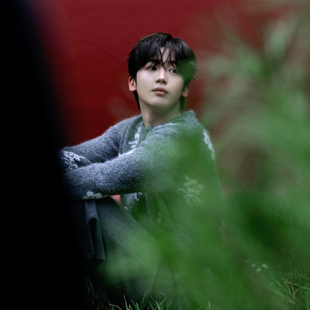 Behind-the-scenes cut of Kim Yohan (WEi)