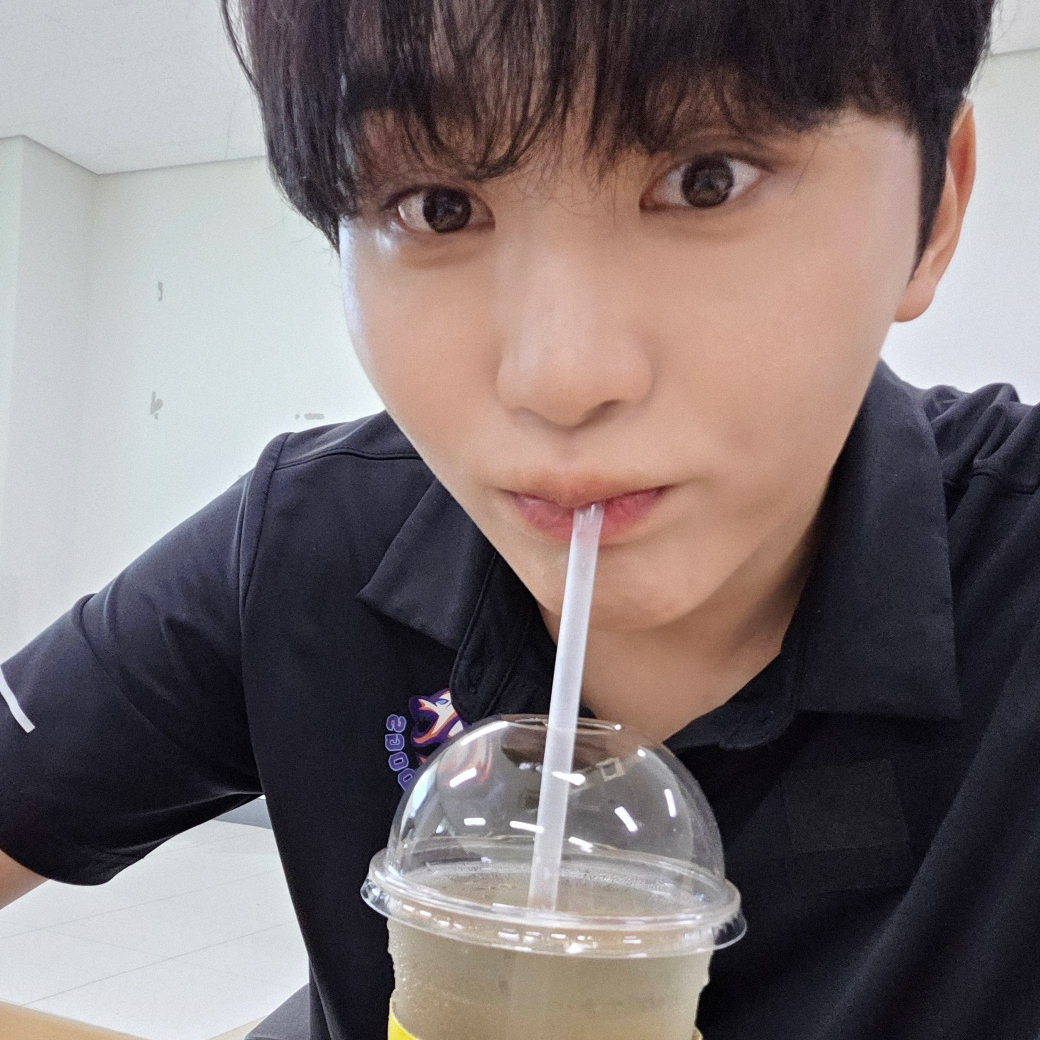 Behind-the-scenes cut of Seungkwan (SEVENTEEN)