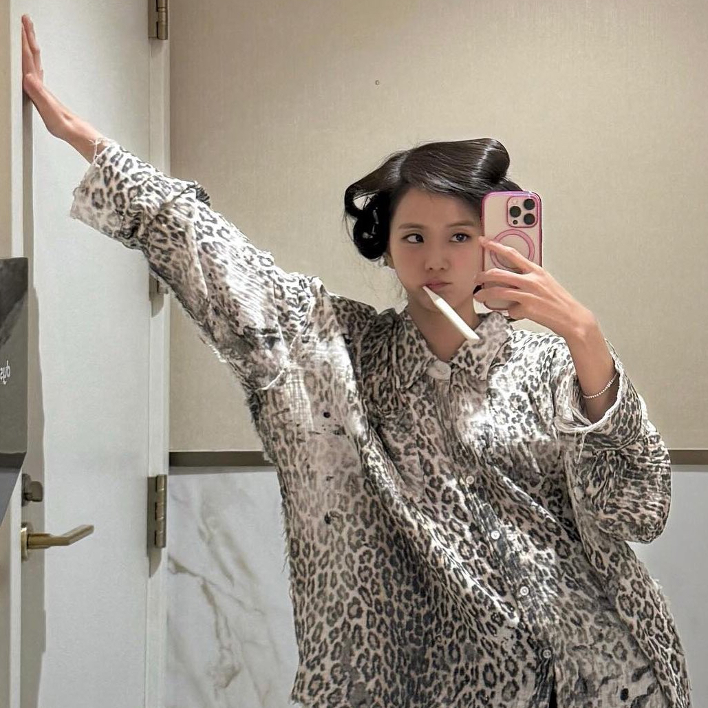 A moment captured by BLACKPINK's fan