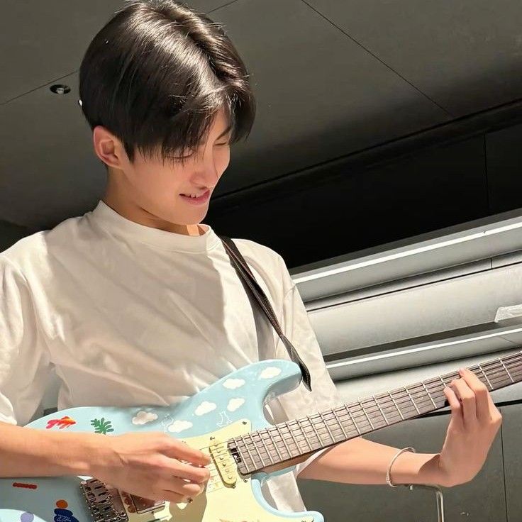 Momen yang diabadikan oleh penggemar Jihoon (TWS)