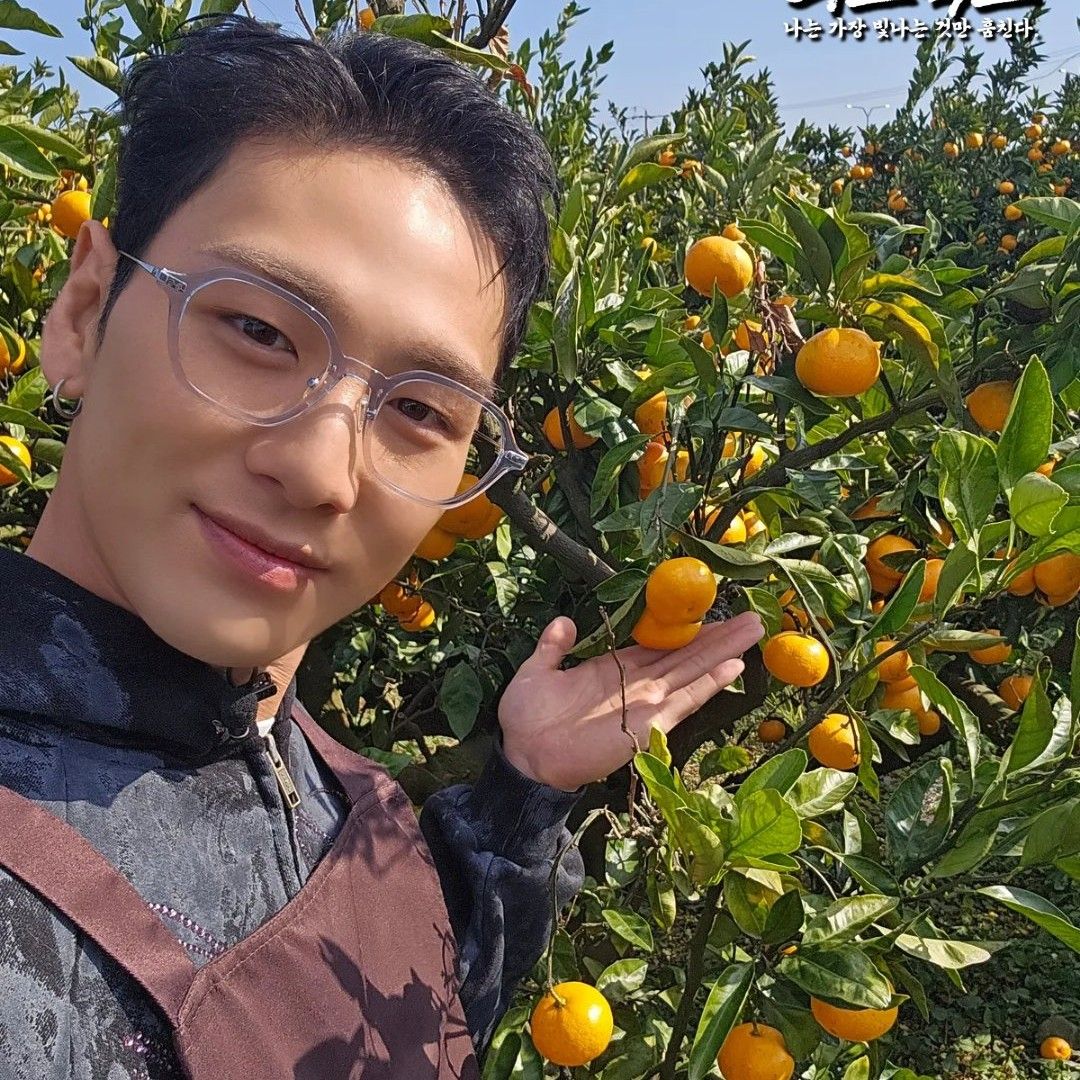 백호의 비하인드 컷