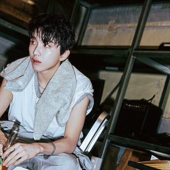 Behind-the-scenes cut of Woonhak (BOYNEXTDOOR)