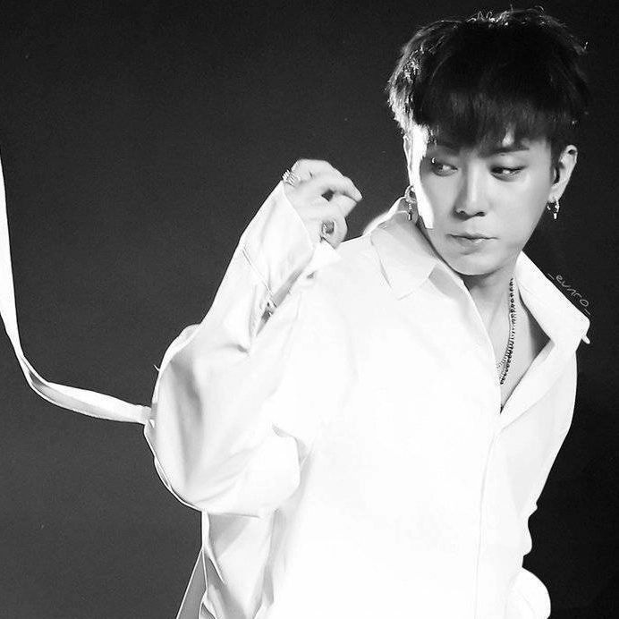 Recent activity shot of Eun Jiwon (SECHSKIES)