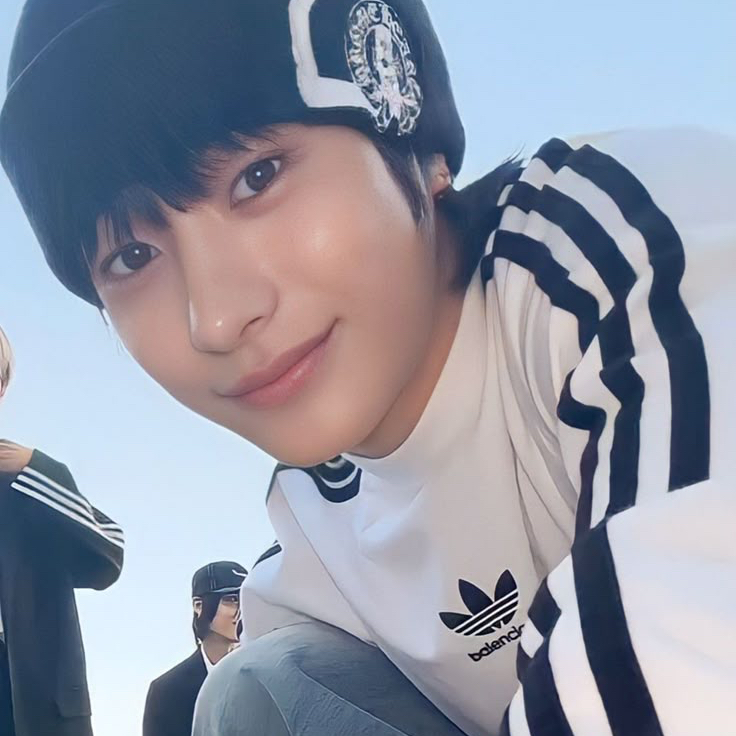 Latest photo of Anton (RIIZE)