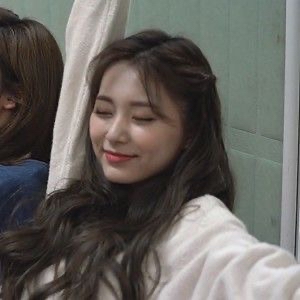 쯔위 (TWICE) 최근 활동샷