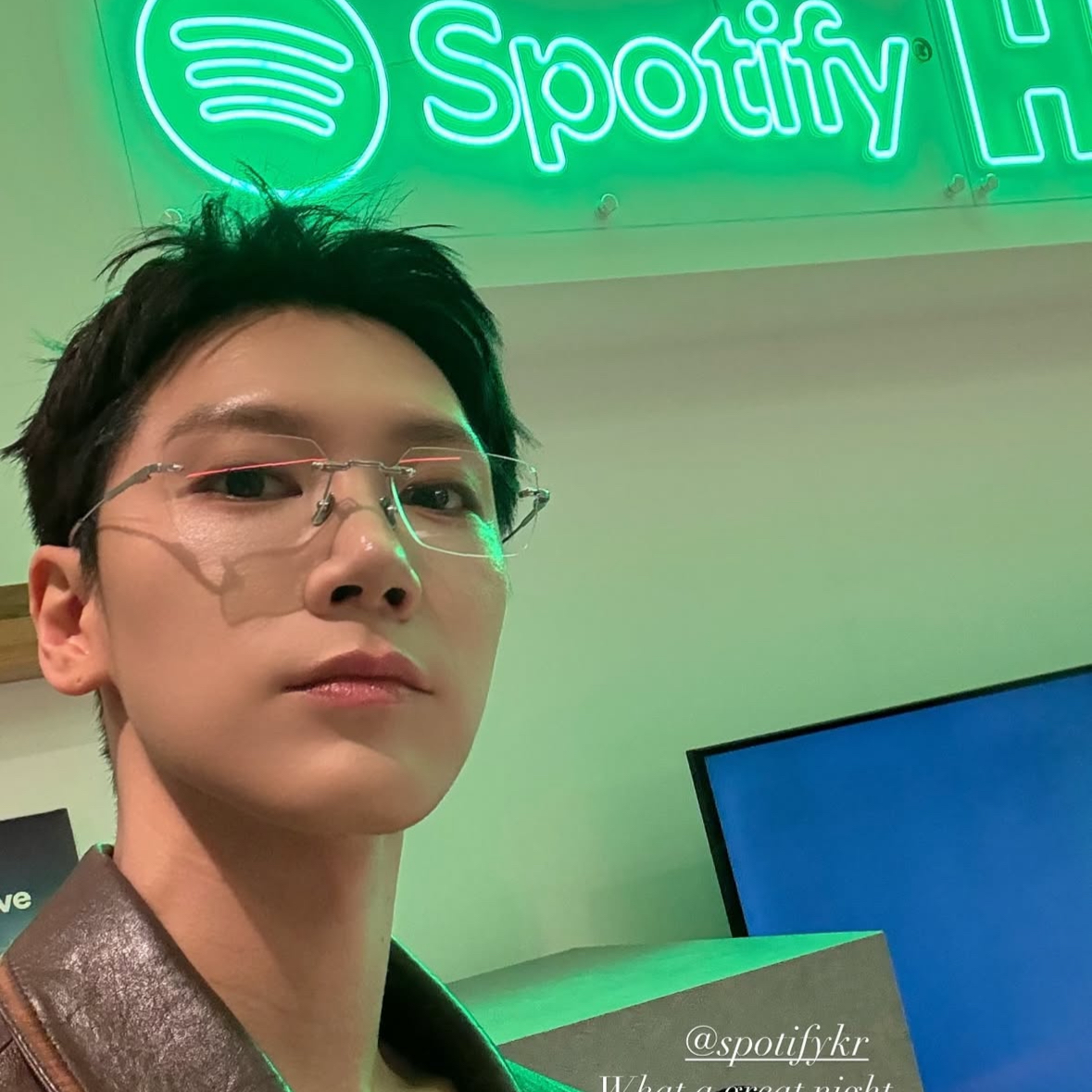 Foto aktivitas terbaru TEN (WayV)