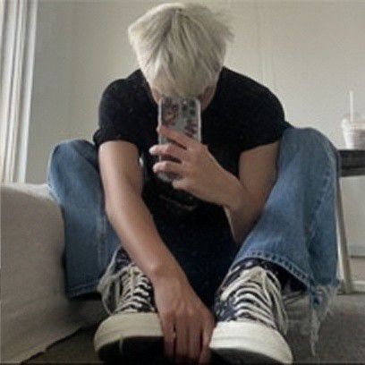 Latest photo of Kevin (THE BOYZ)