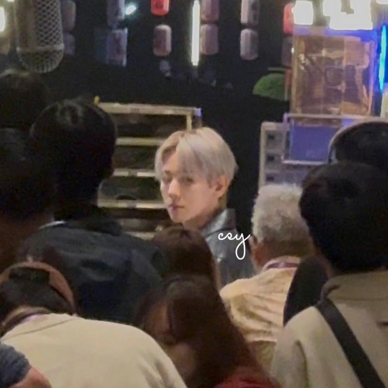 伯賢 (EXO)粉絲拍下的瞬間