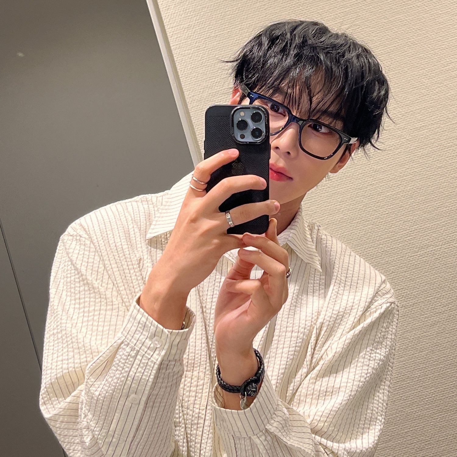 Behind-the-scenes cut of Junseo (BAE173)