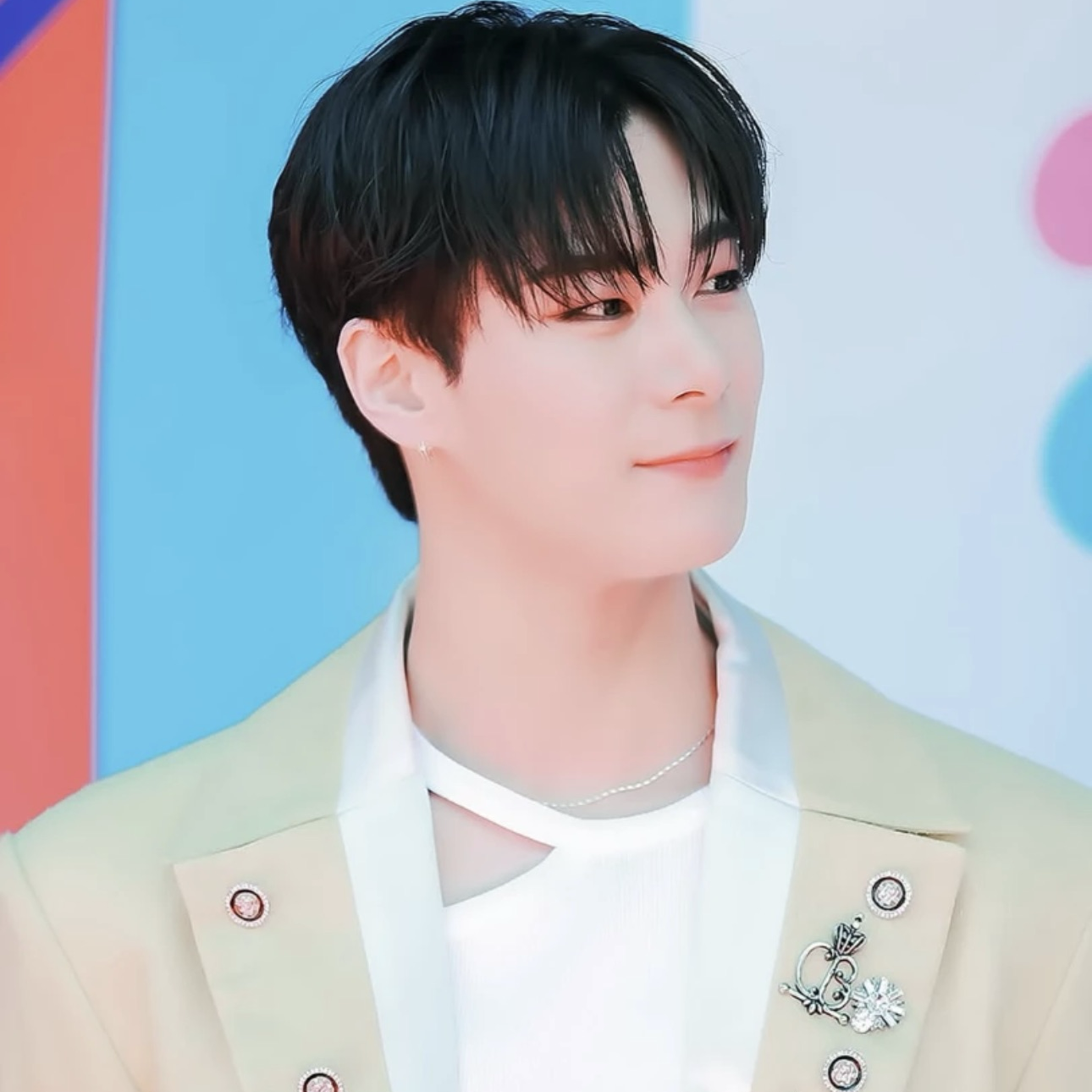 Foto terbaru Moonbin (ASTRO)