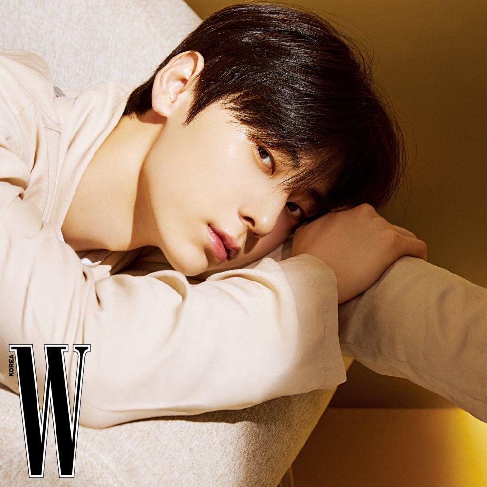 Latest photo of Hwang Minhyun