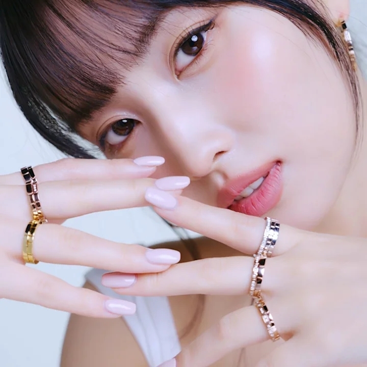 모모 (TWICE) 최근 활동샷