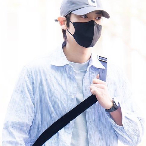 A moment captured by Chanyeol (EXO)'s fan