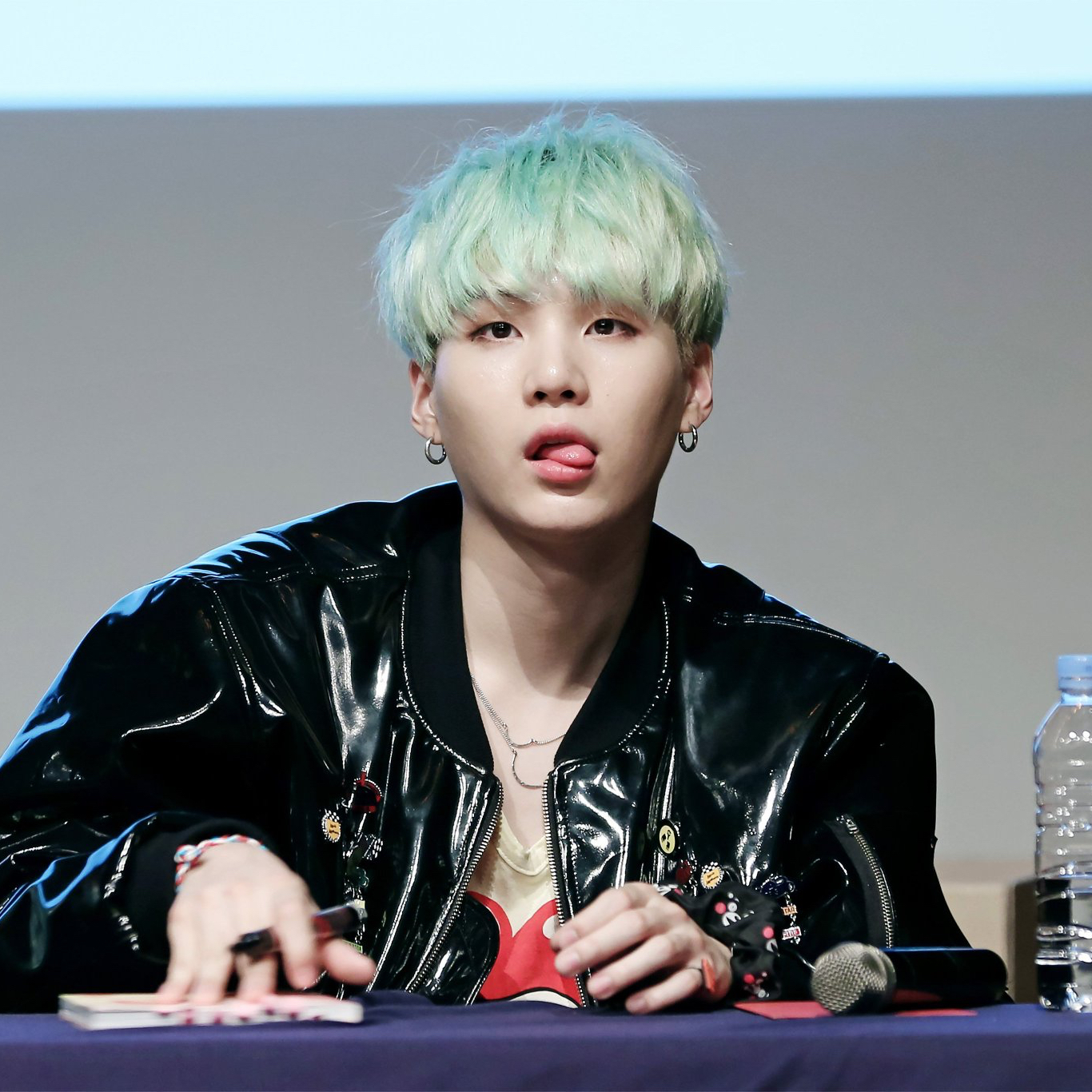 슈가 (방탄소년단) 최근 활동샷