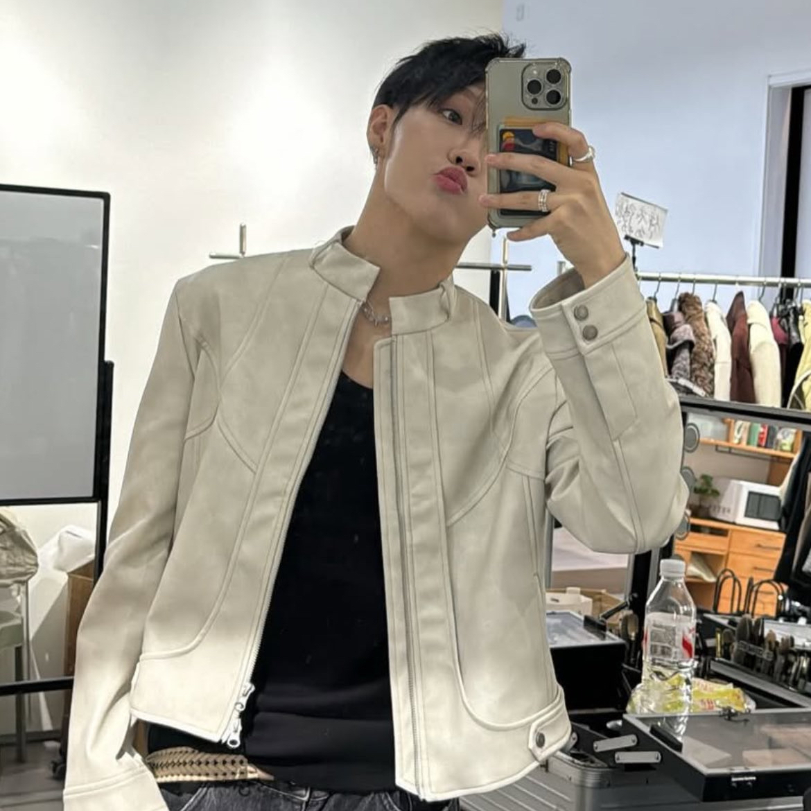 Behind-the-scenes cut of Xue Suren