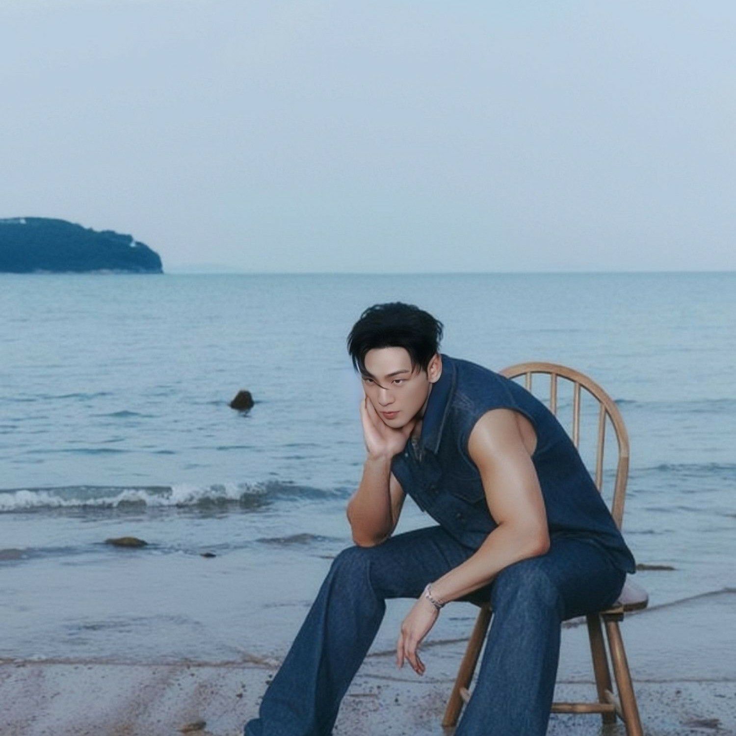 백호의 비하인드 컷