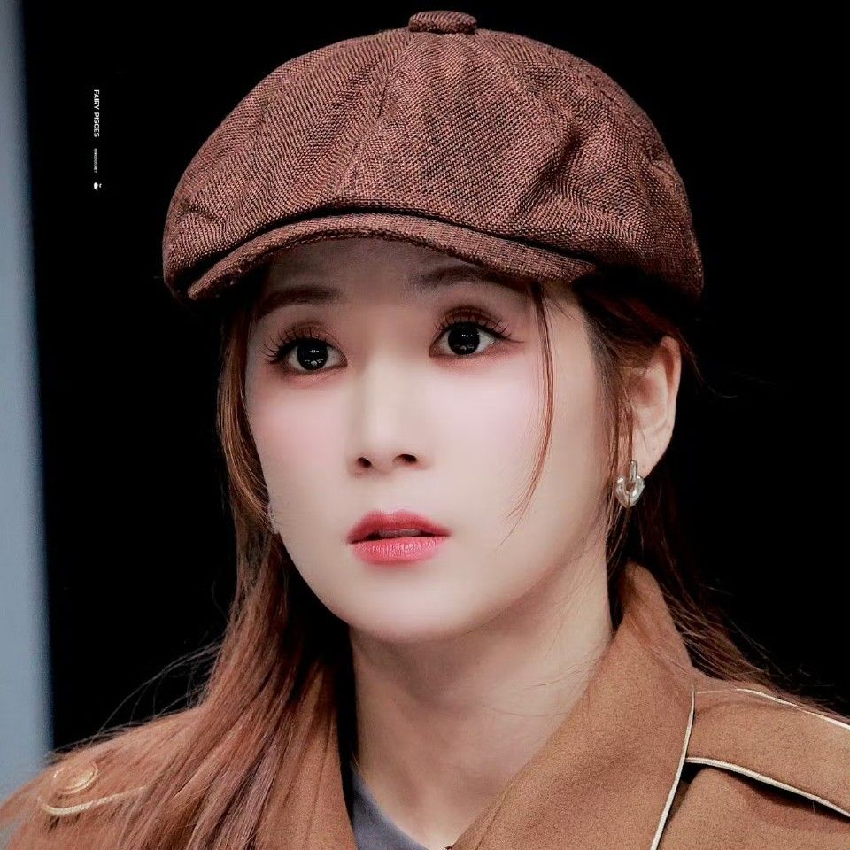 Recent activity shot of Park Chorong (Apink)