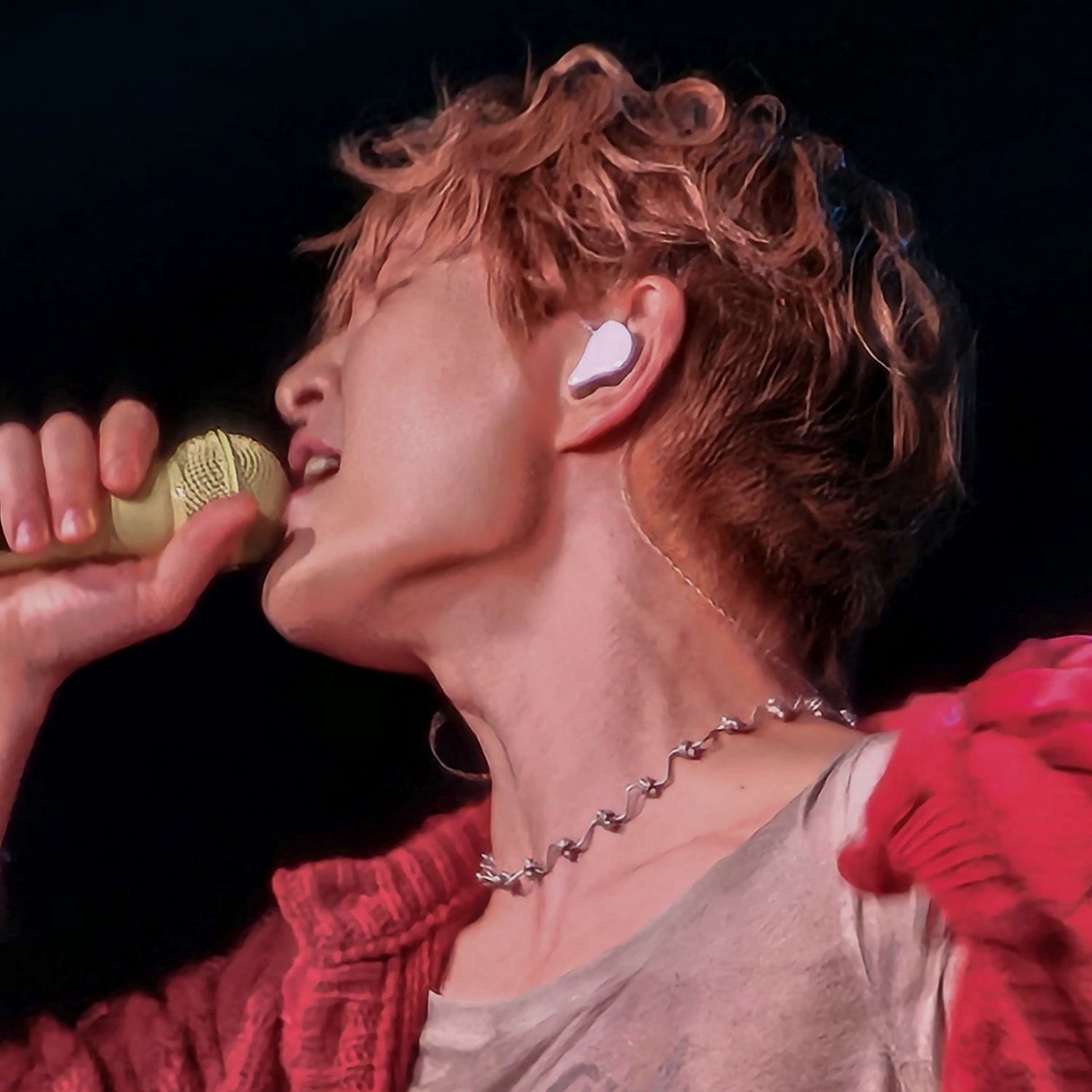 Recent activity shot of Onew (SHINee)