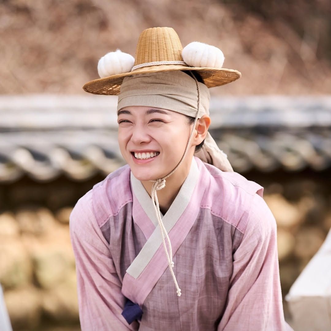 Recent activity shot of Sejeong