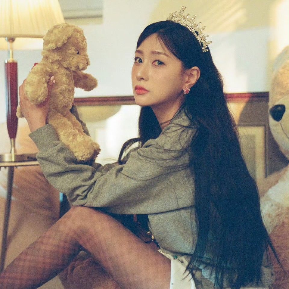 Recent activity shot of Oh Hayoung (Apink)