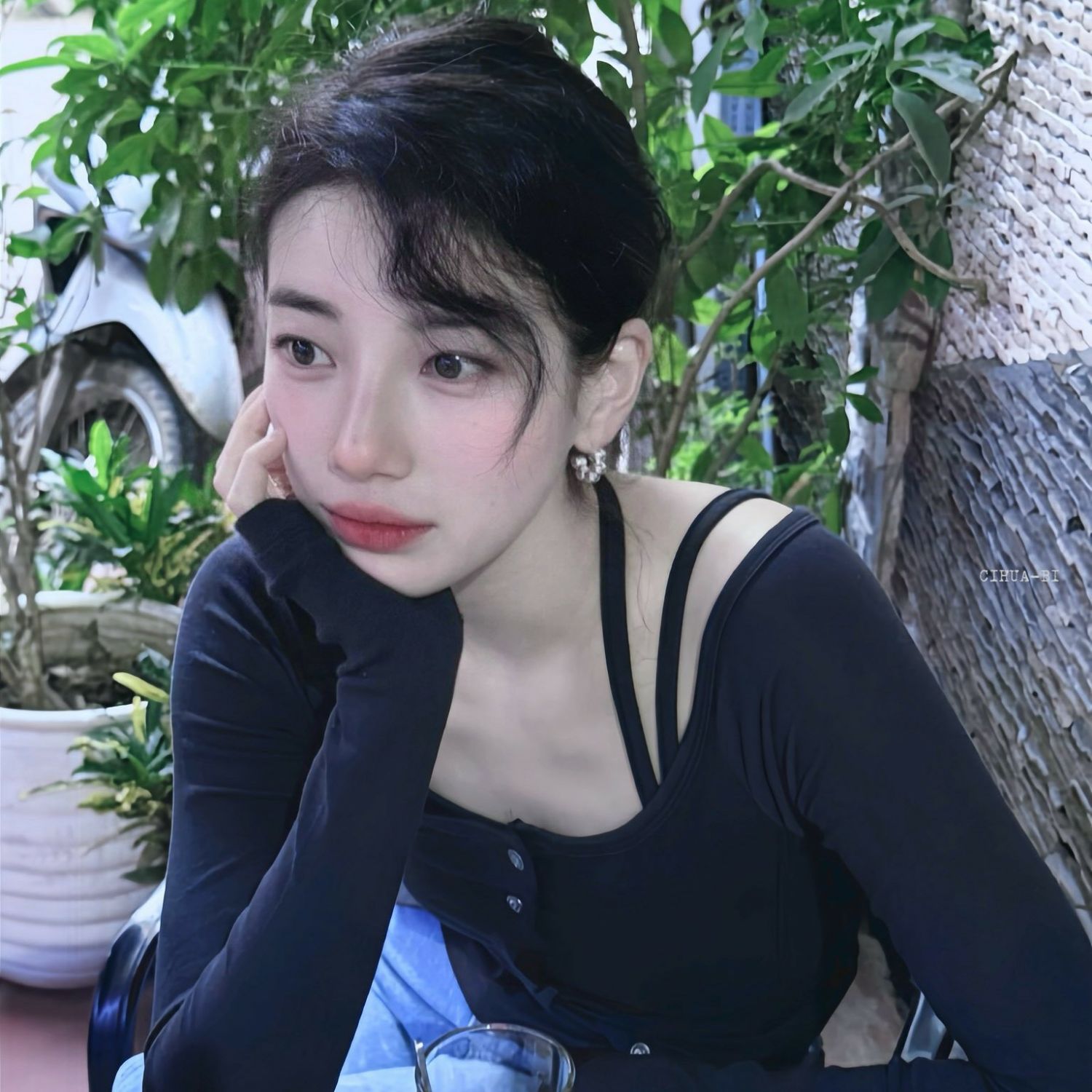 Latest photo of Suzy
