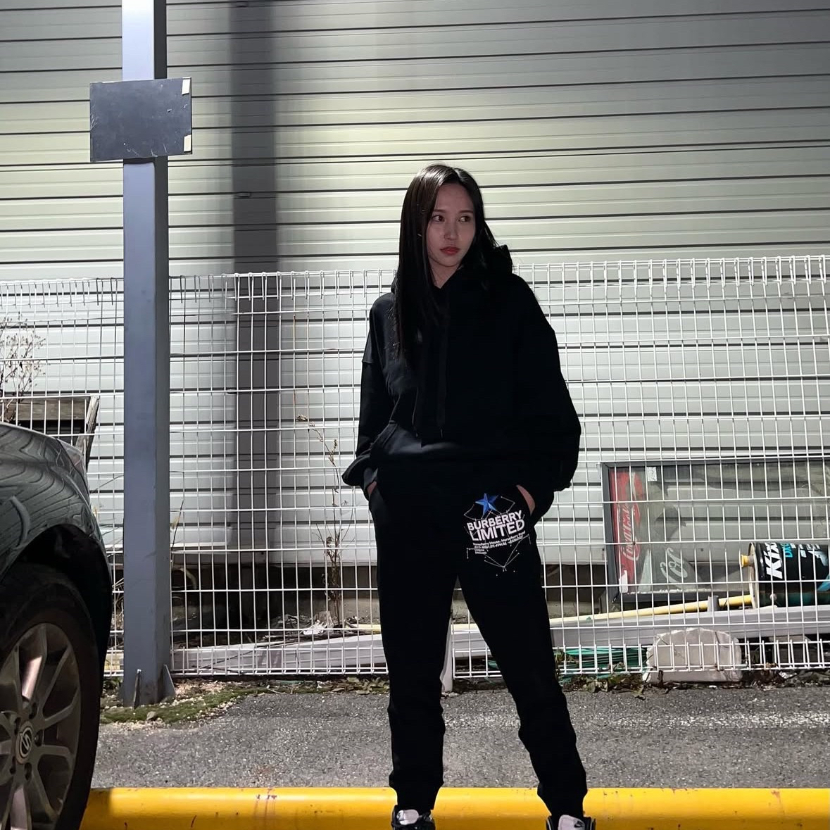 Foto aktivitas terbaru Mina (TWICE)