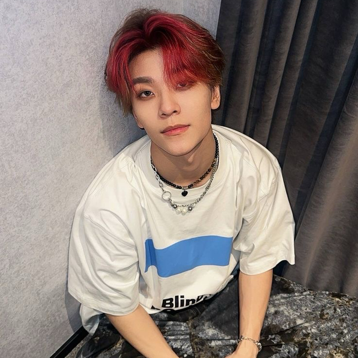 Recent activity shot of He Xinlong (BOY STORY)
