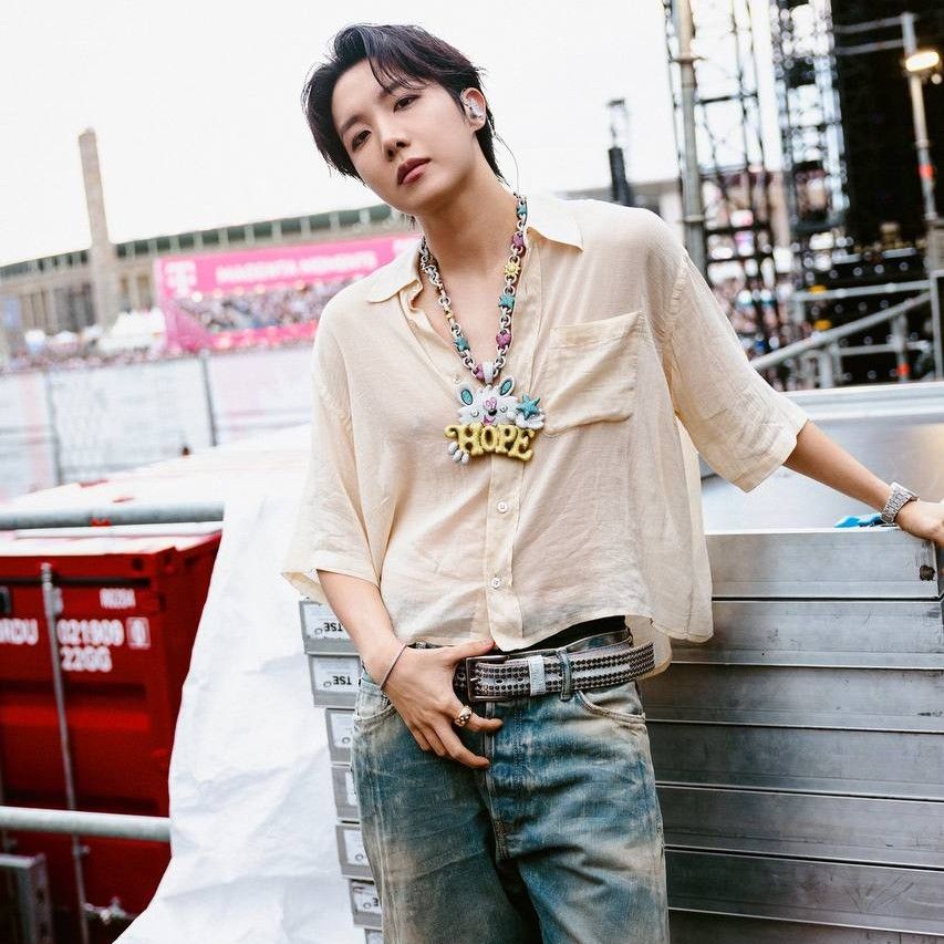 Behind-the-scenes cut of j-hope (BTS)