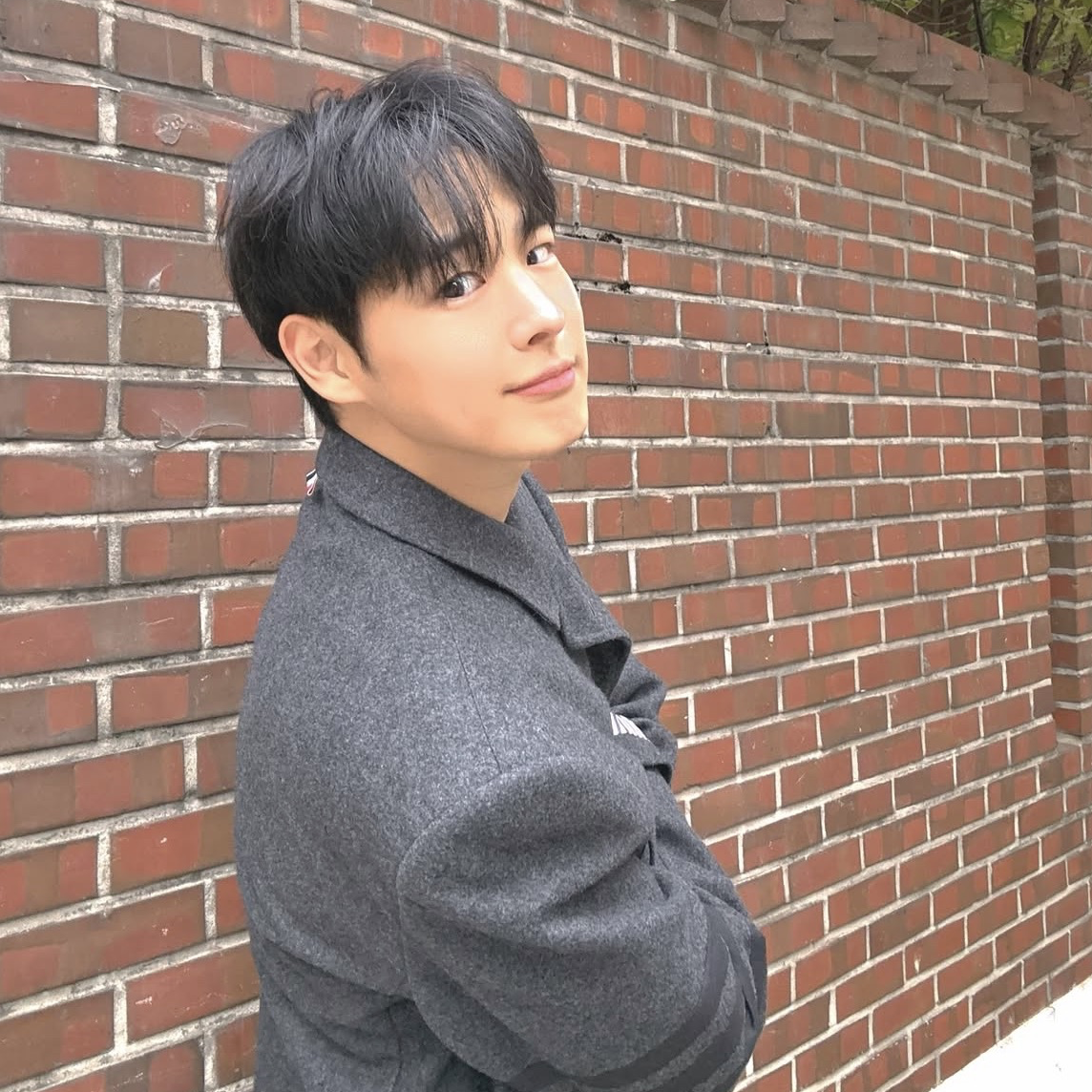 Behind-the-scenes cut of Choi Byungchan