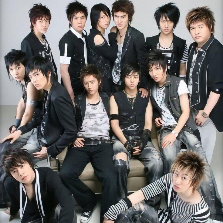Latest photo of Super Junior