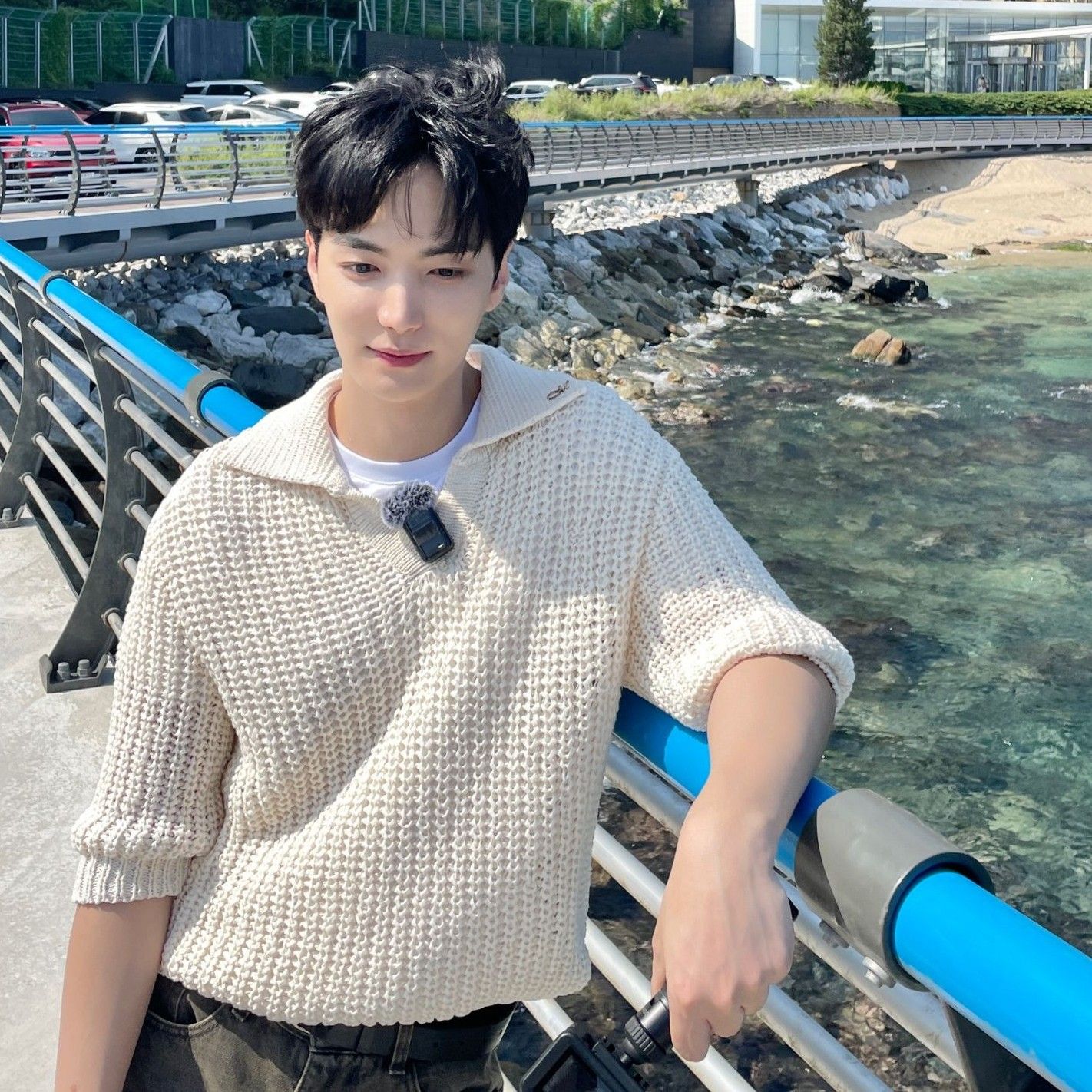 Behind-the-scenes cut of Kim Jonghyeon