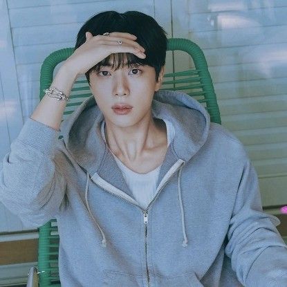 Latest photo of Jin (BTS)
