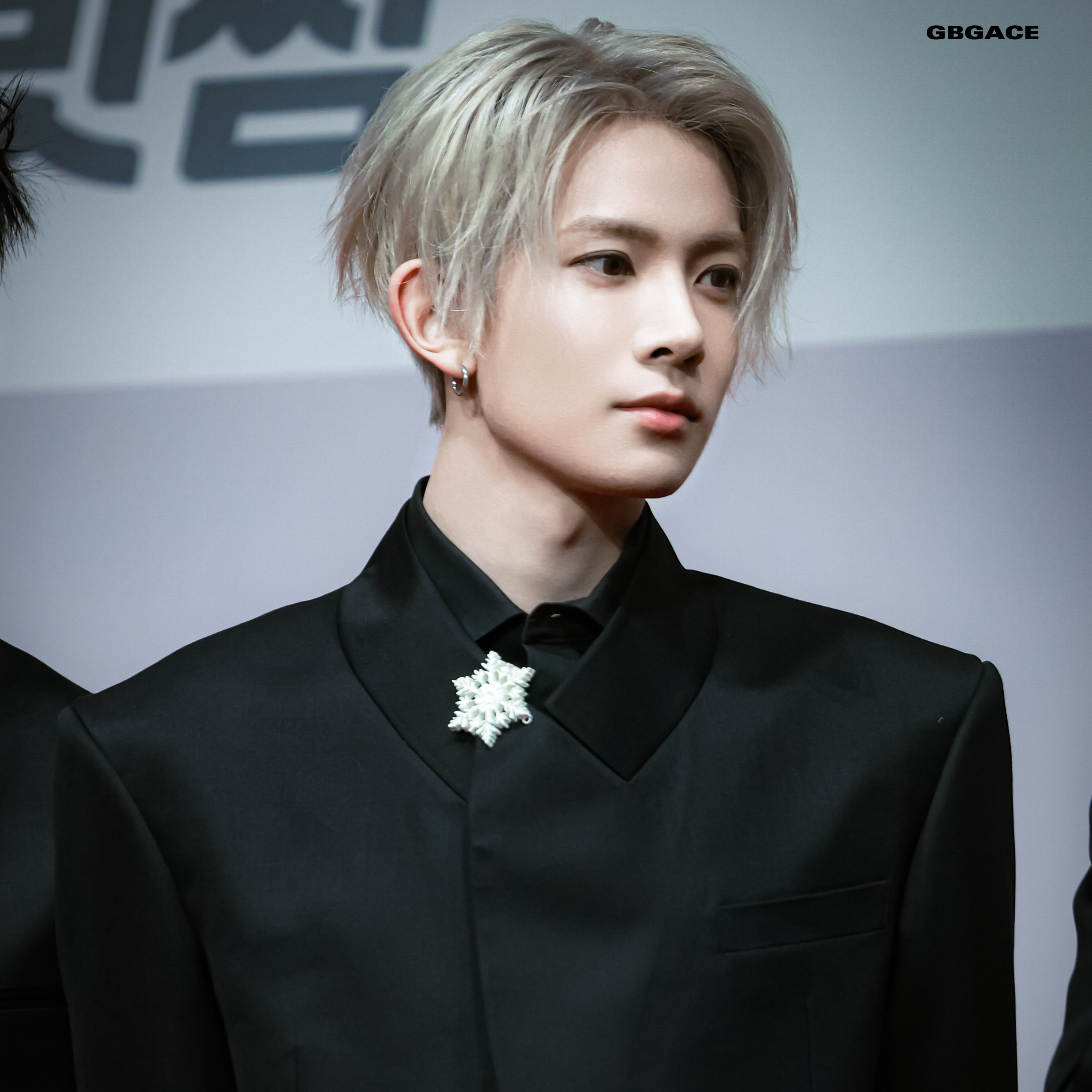 Foto terbaru Heeseung (ENHYPEN)