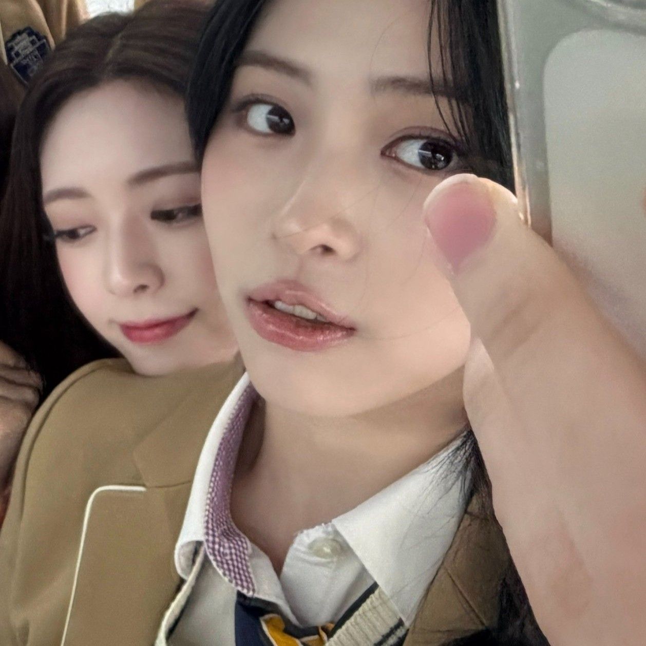 ITZY의 최신 사진