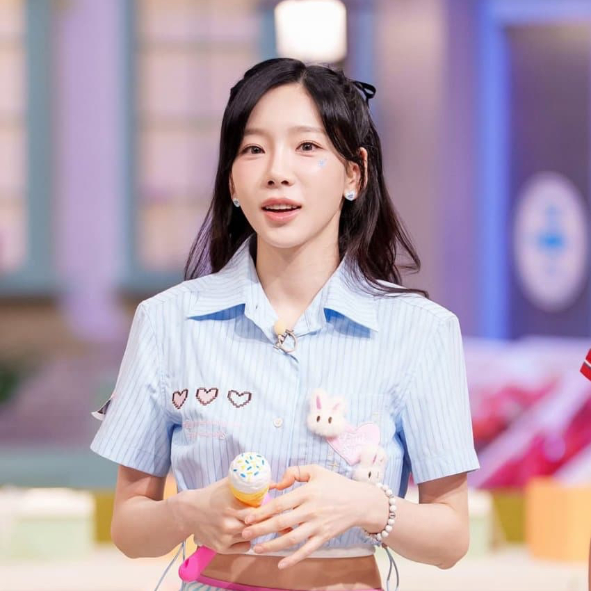 Recent activity shot of Taeyeon (Girls' Generation)