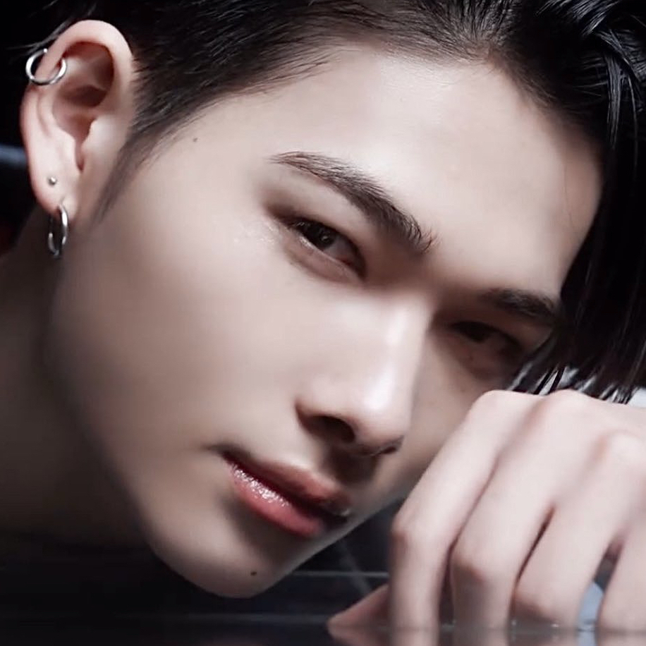 NI-KI (ENHYPEN)的幕後花絮