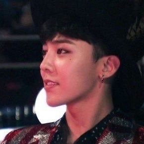 A moment captured by G-DRAGON (BIGBANG)'s fan