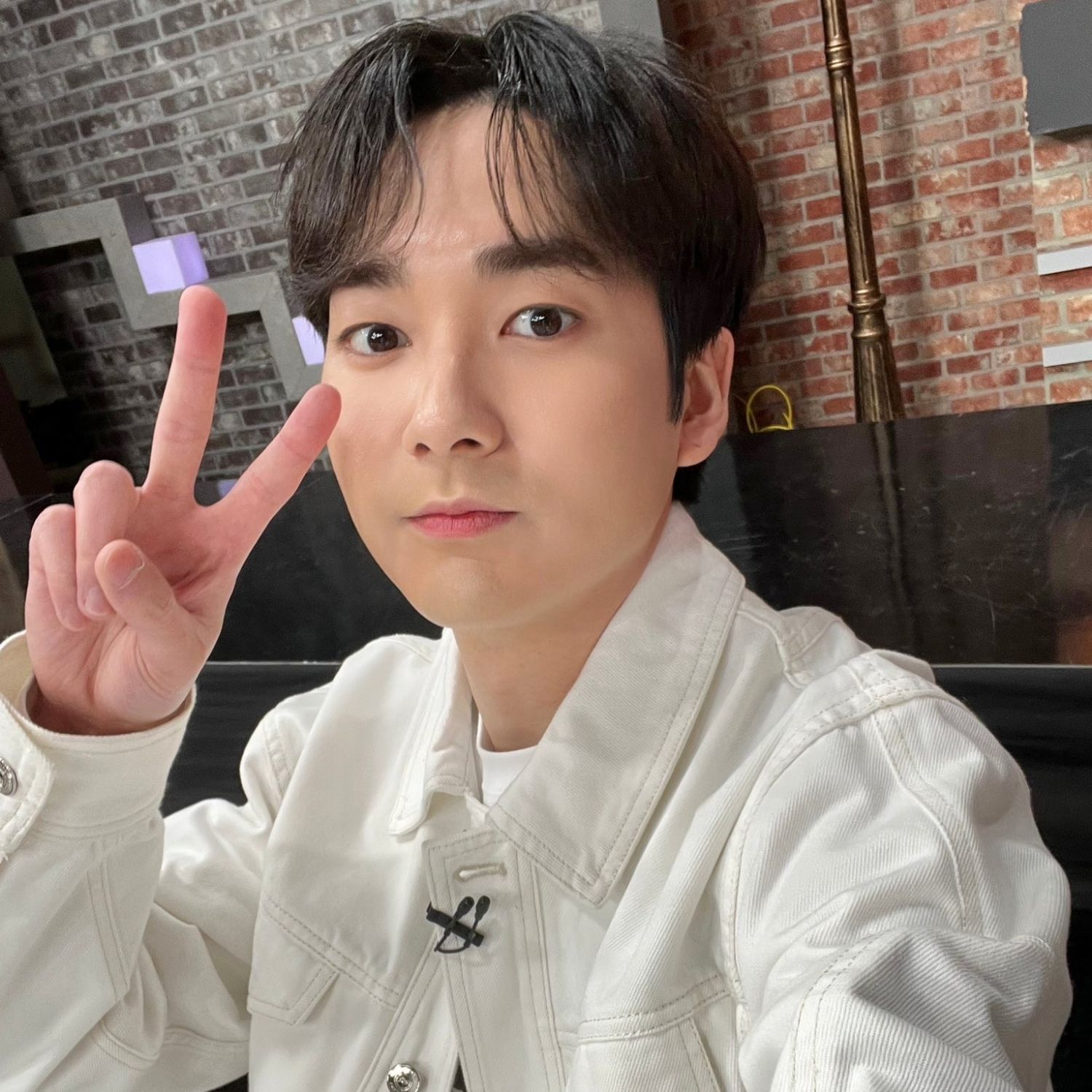 Latest photo of Aron